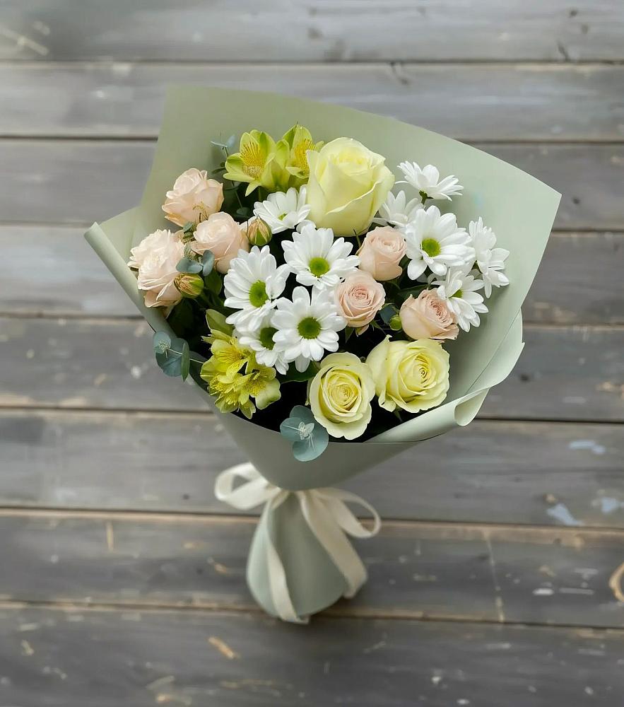 Букет цветов из: Альстромерии, Розы и Хризантемы в Гиагинской