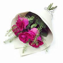 Букет цветов из:  Розы в Гиагинской