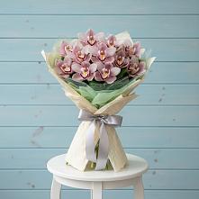 Букет цветов из:  Орхидеи и Розы в Гиагинской