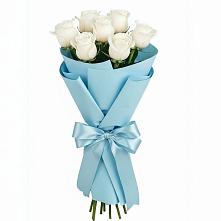 Букет 7 белых роз Проуд в Гиагинской