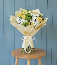 Букет цветов из:  Хризантемы и Розы #REPLACE_PRED# Гиагинской