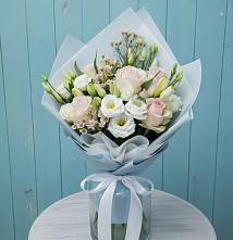 Букет цветов из:  Розы и Лизиантусы #REPLACE_PRED# Гиагинской