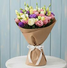 Букет цветов из:  Лизиантусы в Гиагинской